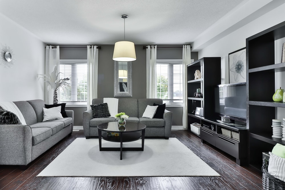 beautiful-white-and-black-living-room.