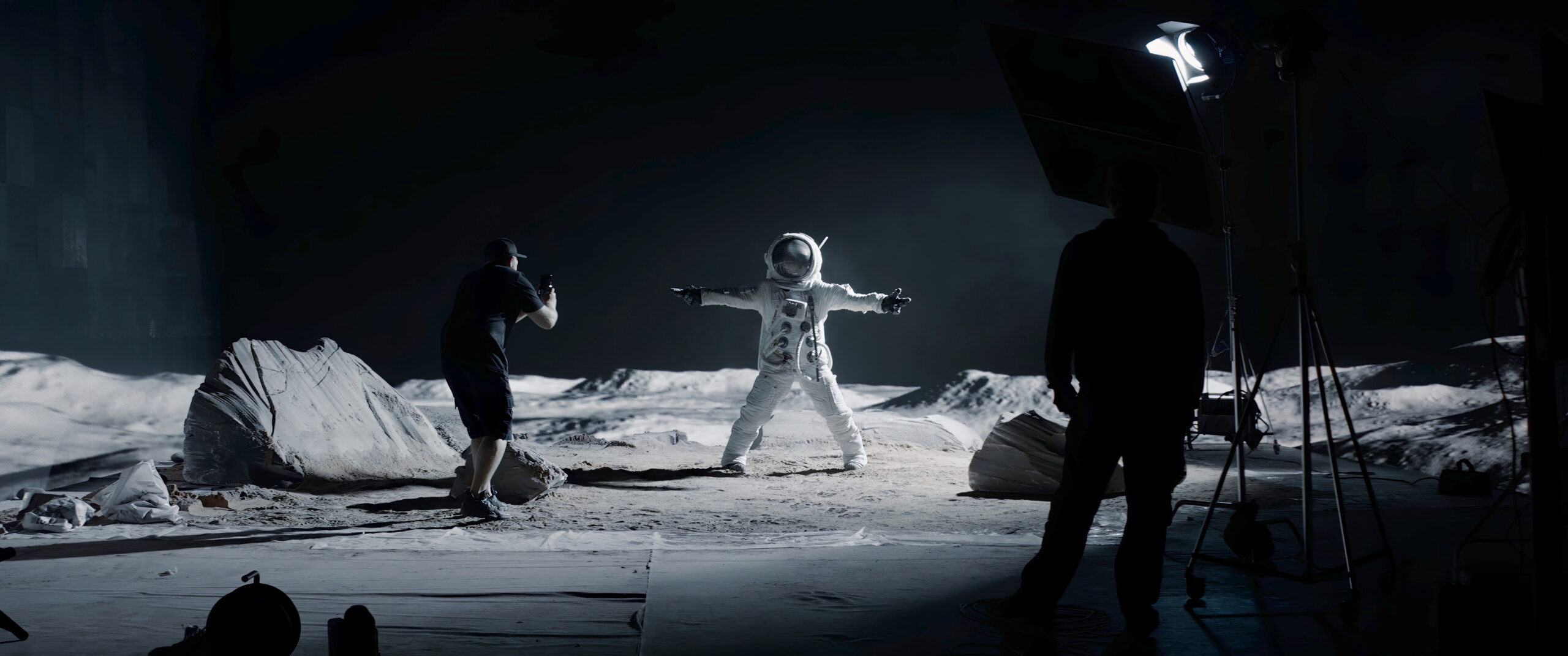 viral video moon landing set